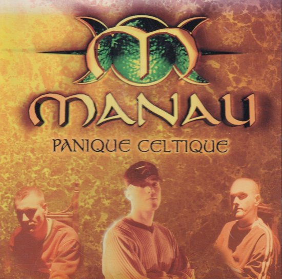 Drie mannen op een oranje, rokerige achtergrond. De albumtitel 'Panique Celtique' en de bandnaam staan centraal.