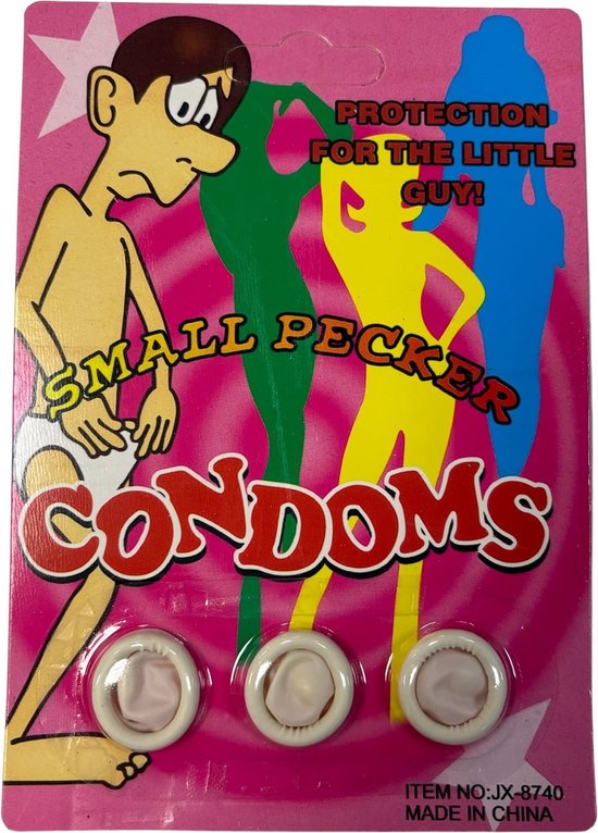 Roze verpakking met illustratie van een jongen en de tekst 'Small Pecker Condoms'. Drie condooms zichtbaar.