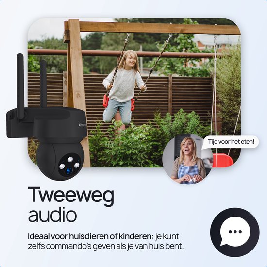 Zwarte Protectly camera met twee antennes. Beelden van een kind op een schommel en een vrouw die eet. Twee weg audio.