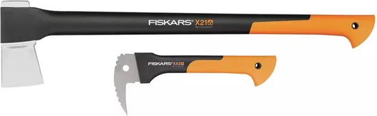 Fiskars X21 bijl en Fiskars XA2 pikhaak, beide met oranje handvatten, op een witte achtergrond.