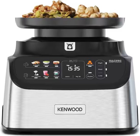 Robot culinaire Kenwood avec balance EasyWeigh sur le dessus, contenant des pistaches et des noix de pécan.