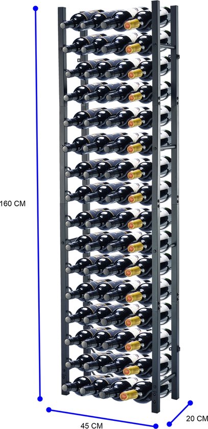 Zwart metalen wijnrek met 64 flessen wijn. Afmetingen: 160 cm hoog, 45 cm breed, 20 cm diep.