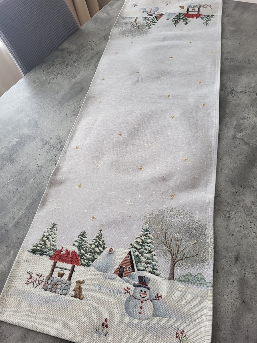 Tafelloper Luxe Gobelinstof Kerst Christmas Village 140*45cm