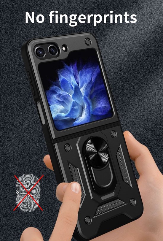 Zwarte telefoonhoes met ringhouder, vingerafdrukbestendig, in een hand.