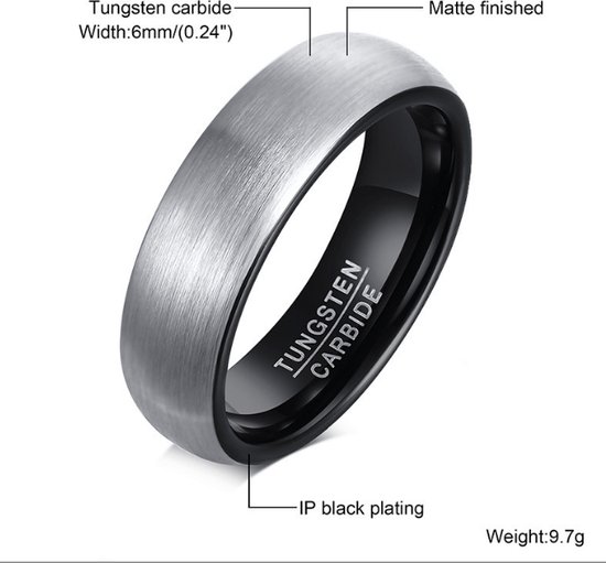 Matte zilverkleurige wolfraamring, 6 mm breed, met zwarte IP-plating binnenkant en 'TUNGSTEN CARBIDE' inscriptie. Gewicht: 9.7g.