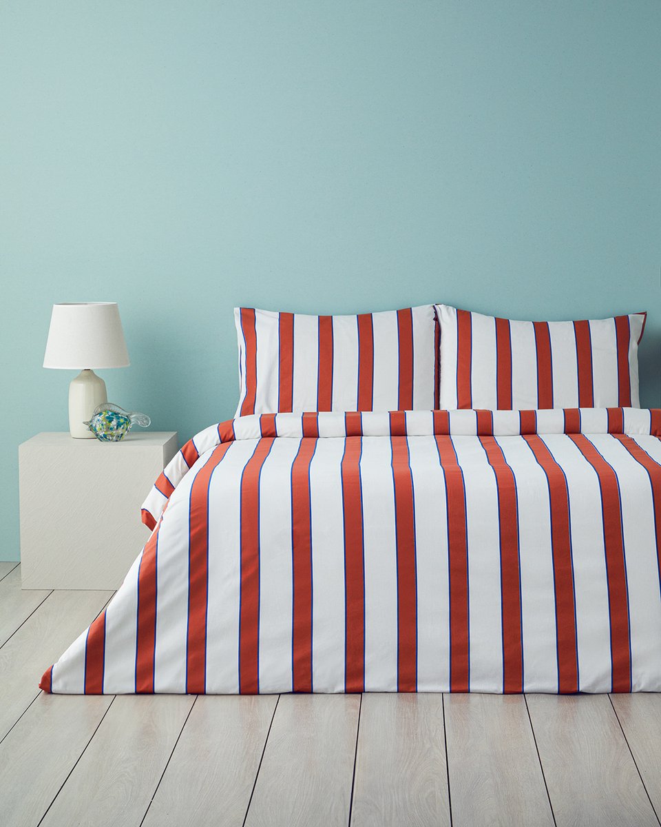 English Home Dekbedovertrekset - Marine Stripe - 100% katoen - King Size - 2 Kussenslopen - 240 x 220 cm - Marineblauw / Rood