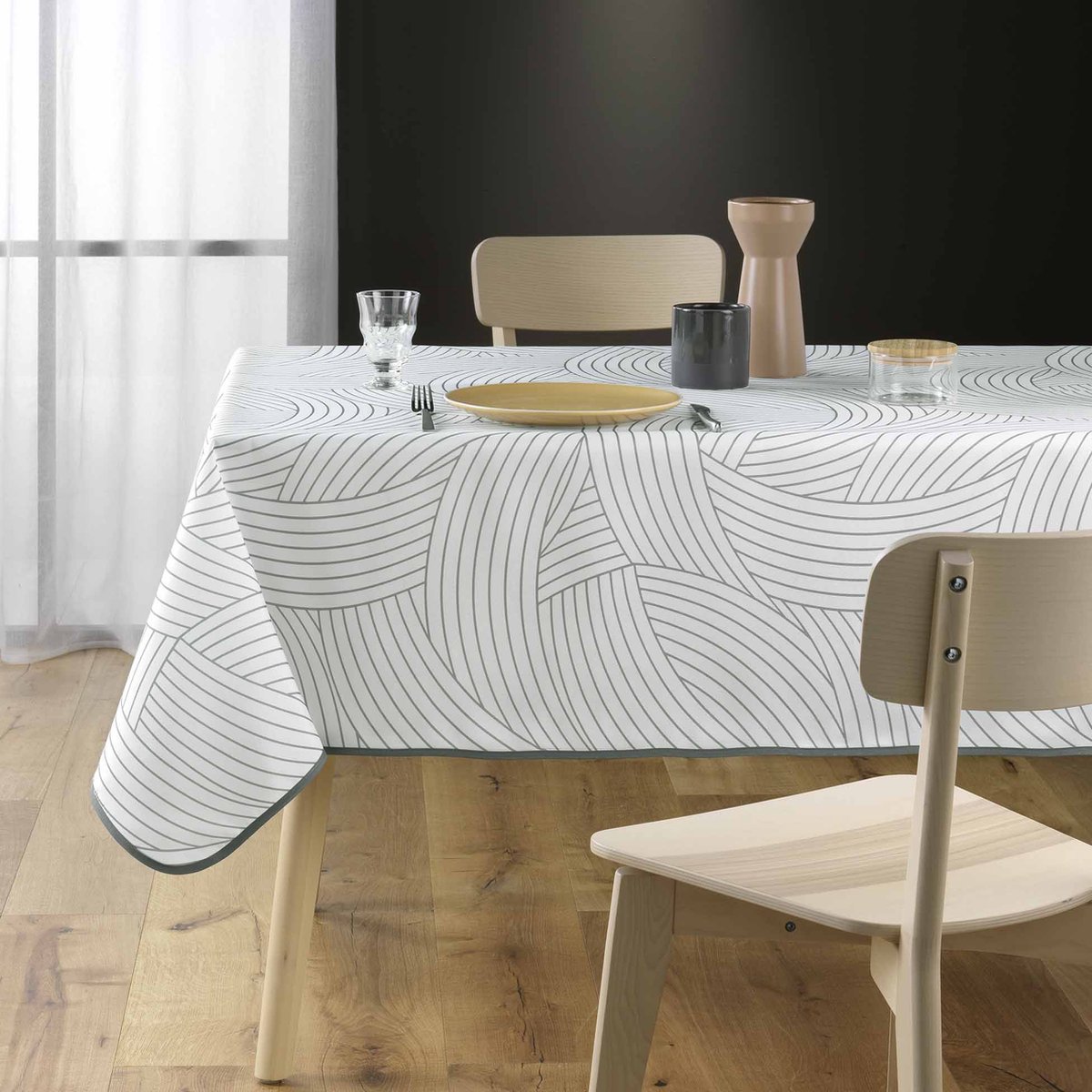Polyester tafelkleed met print LINEA, 150 x 240 cm