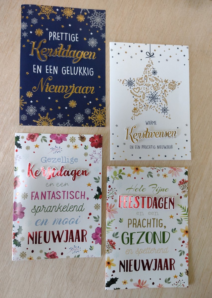 20 Luxe Handmade Kerstkaarten met envelop - 2D - 4 Verschillende dessins - Gevouwen kaart - 12 x 17 - Gezellige Kerstdagen en een Gelukkig Nieuwjaar met veel liefde en gezondheid