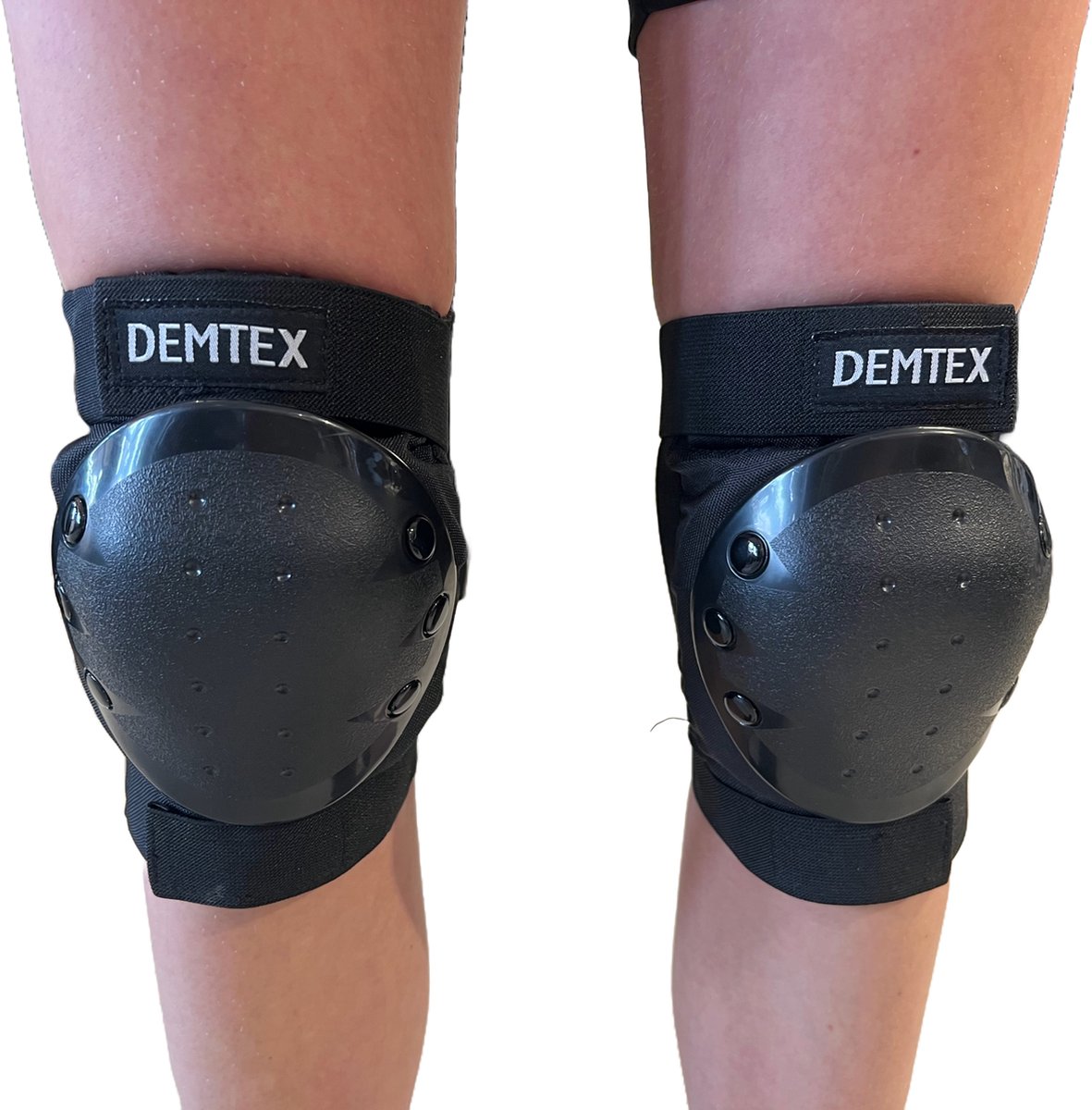 Demtex – Kniebeschermers – Maat M – Zwart – Inlineskaten – Skaten – Skeeleren