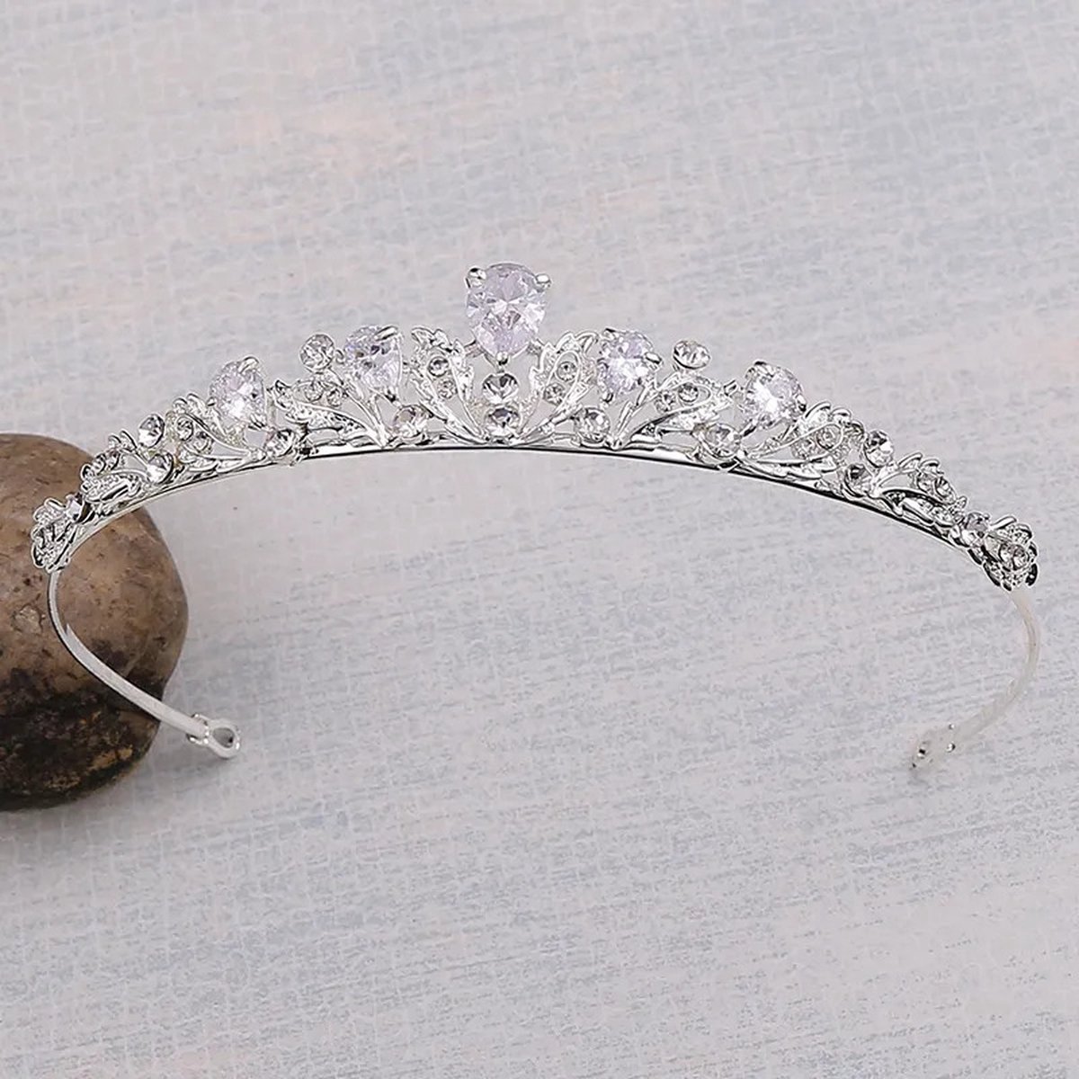 Bruid Tiara Insteekmodel Zilver met Bergkristallen – Elegante Haar Kroon voor Bruiloft — afbeelding 4