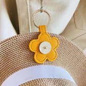 Pinces à Chapeaux pour voyage, sacs, sacs à dos, sacs fourre-tout, valises, pinces à chapeau en cuir en forme de fleur, accessoires porte-clés pour chapeaux jaune