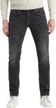 Man met grijze jeans en witte sneakers