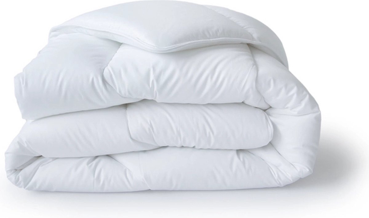 Topmerk Anti allergisch hoteldekbed en wasbaar standaard dekbed (B-keuze) hoogwaardig 100% holle-vezel All Year dekbed. - Litsjumeaux- 240x220 cm DUURZAMERE KEUZE