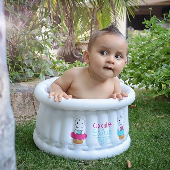 Cupcake Babies Basic Pack: Opblaasbaar Wit Babybadje in reistasje van AquaScale — afbeelding 4
