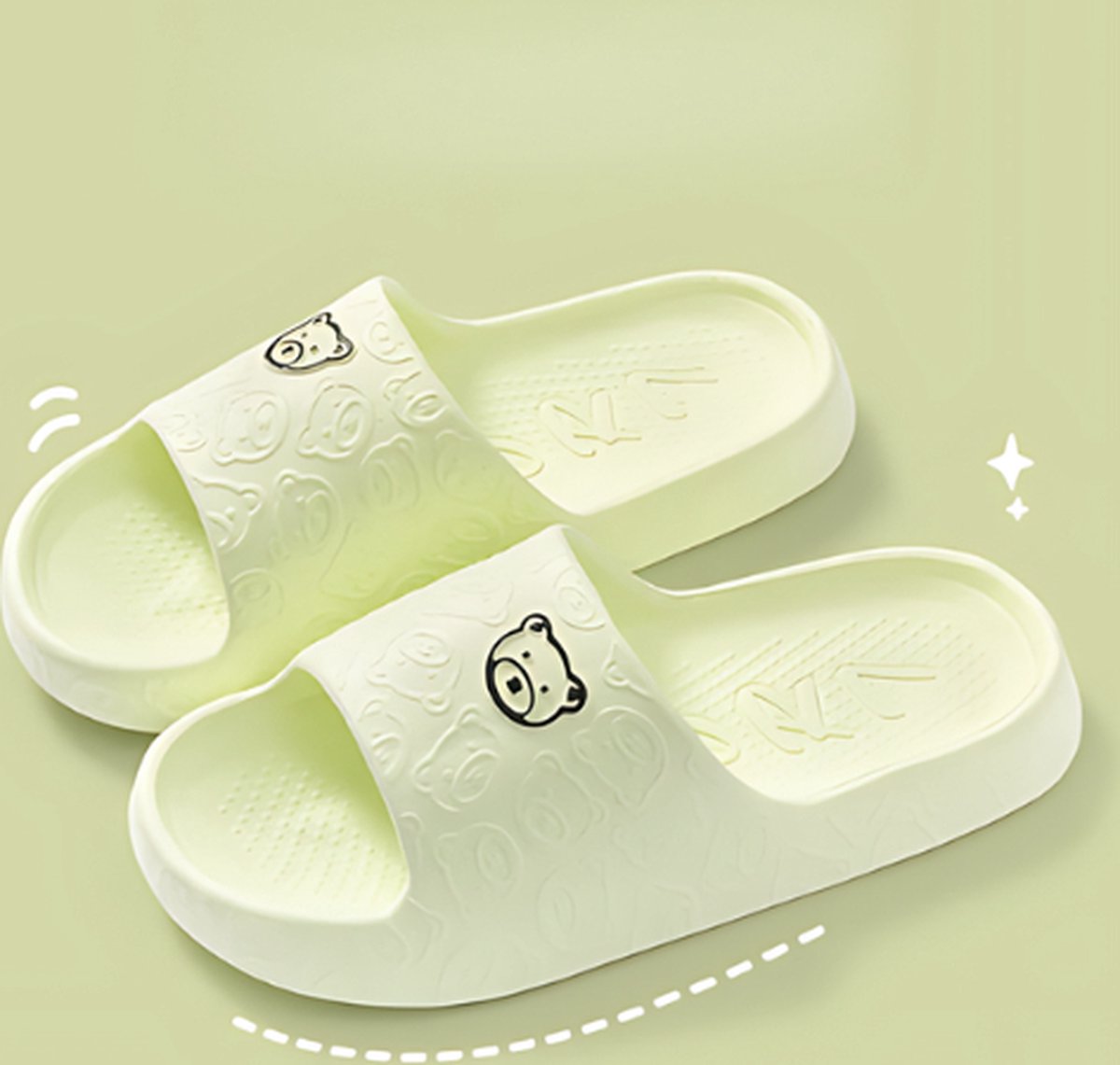 Groene Slippers Zomer Cartoon Beer Antislip Sandalen Platte Bad  Slides Paar Strand Cartoon Slippers Dames/Heren Maat 40/41