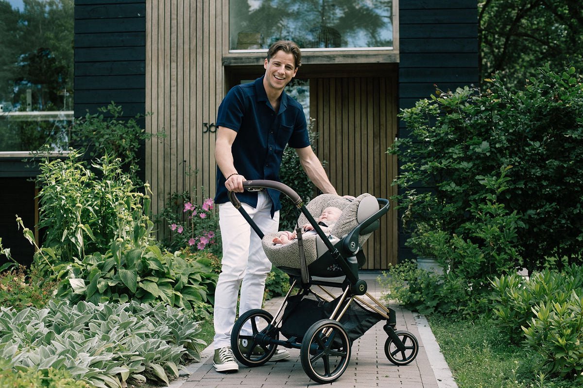 Maxi Cosi hoes Pebble Cabriofix Citi - Autostoelhoes Groep 0 - Zacht Katoen - Met Waterdichte Voering ter Bescherming van je Autostoel - Perfecte Pasvorm - Combineer met de Bijpassende Ukje Zonnekap Voetenzak en Gordelbeschermer - Daisy wafeltje – foto 6