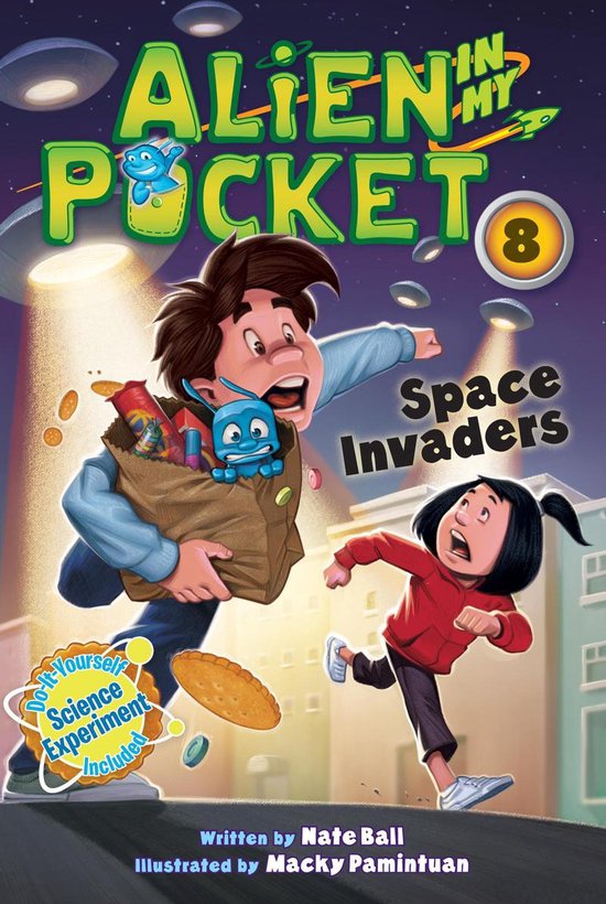 Alien in My Pocket 8 - Alien in My Pocket #8: Space Invaders - cover