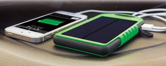passagier Dollar schotel Soundlogic Solar Powerbank Zwart met zonnepaneel - 5.000 mAh | bol.com
