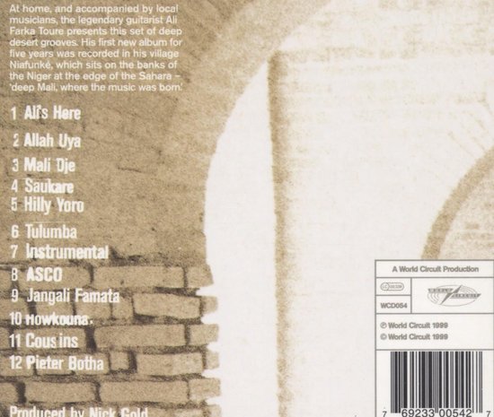 Achterkant CD hoes, tracklist van Niafunke van Ali Farka Touré, met informatie over World Circuit.