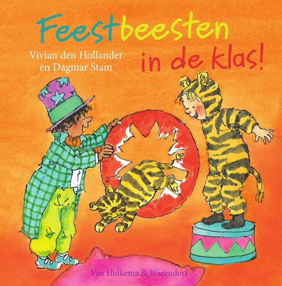Boek 'Feestbeesten in de klas' met tekening van twee kinderen in dierenkostuums, een met gestreepte tijgerkostuum op een podium, de ander in ruitjesjas, hoed en met een ster, en een katje in een ster.