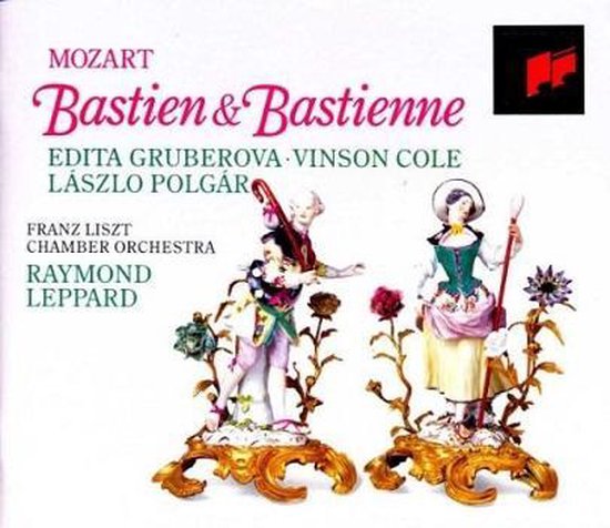 Mozart: Bastien & Bastienne cd-hoes met twee porseleinen beeldjes