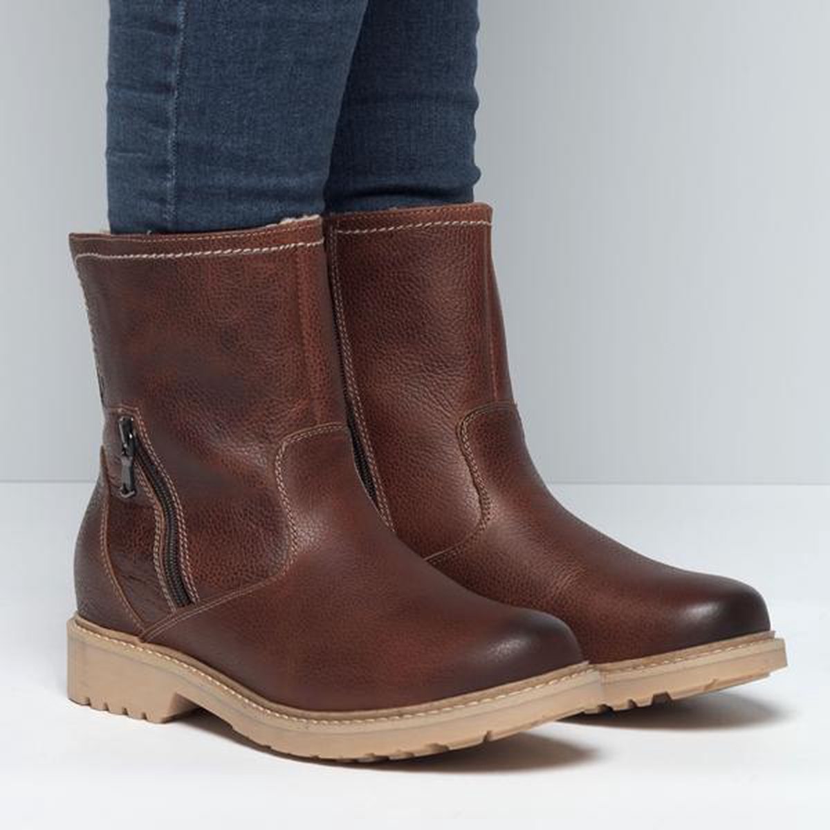 Cellini Dames Enkellaarzen - Cognac - Maat 39 | bol.com