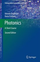 Undergraduate Lecture Notes in Physics - Photonics