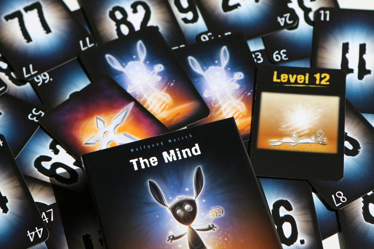 White Goblin Games - The Mind - Kaartspel - 2 tot 4 spelers - 20 minuten - Vanaf 8 jaar - Coöperatief Kaartspel — afbeelding 9