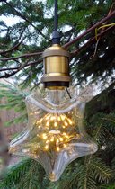 Snoerpendel E27. Lengte hanglamp met bronsen fitting 90cm.  Pendelfitting E27 met stoffen snoer, plafondplaat en ledlamp. Messing fitting E27. Wordt geleverd met dimbare ledlamp in de vorm va