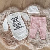 MM Baby cadeau geboorte meisje jongen set met tekst aanstaande zwanger kledingset pasgeboren unisex Bodysuit | babykleding Huispakje | Kraamkado | Gift Set babyset kraamcadeau pakj