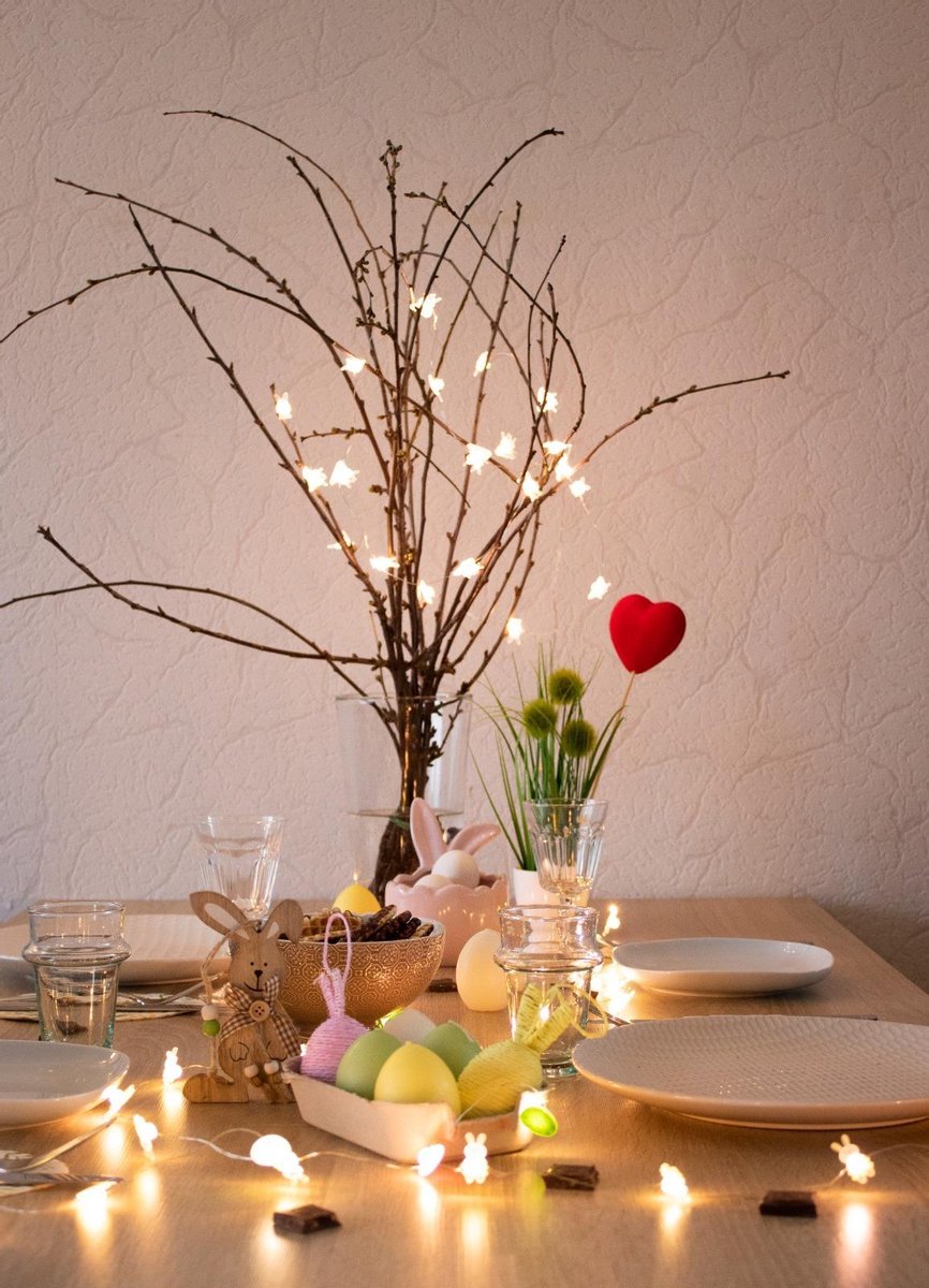 Glazen Ei met Gele Bloemetjes & LED verlichting || 14 cm Glazen Ei met Gele Bloemetjes & LED verlichting || 14 cm