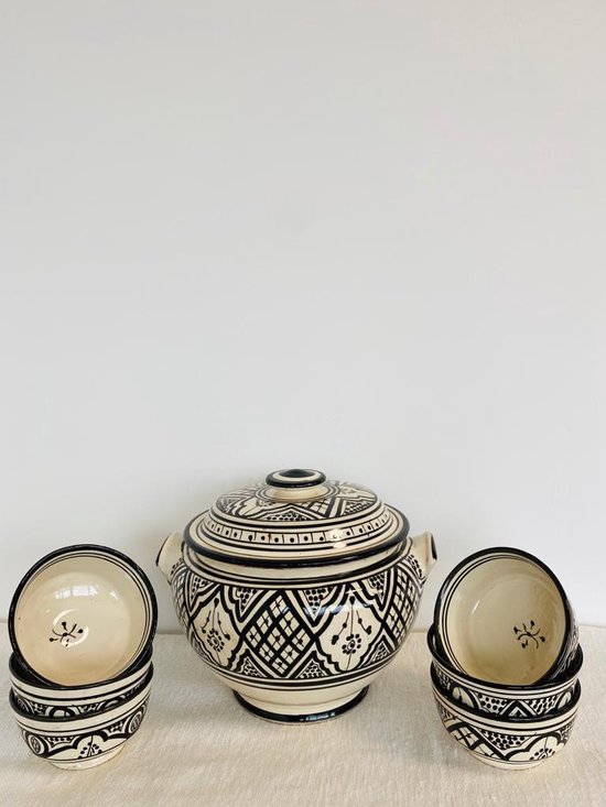 dosis Ten einde raad belasting Traditioneel Soepkommen set| zwart wit |Marokkaanse aardewerk |Set van 6 +  Soepterrine | bol.com