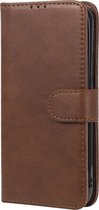 Mobigear Wallet  2in1 Bookcase voor de iPhone 12 (Pro) - Bruin