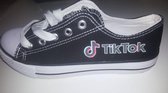 TIKTOK KINDERSNEAKER JEANS