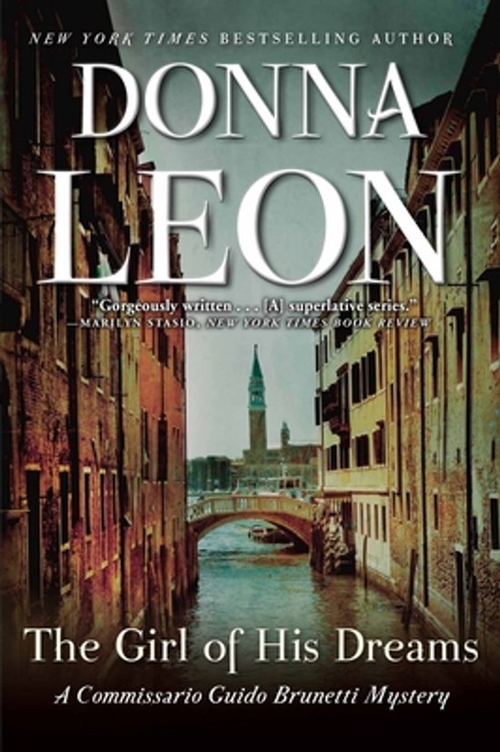 Livre "The Girl of His Dreams" par Donna Leon, montrant un canal et des bâtiments à Venise.