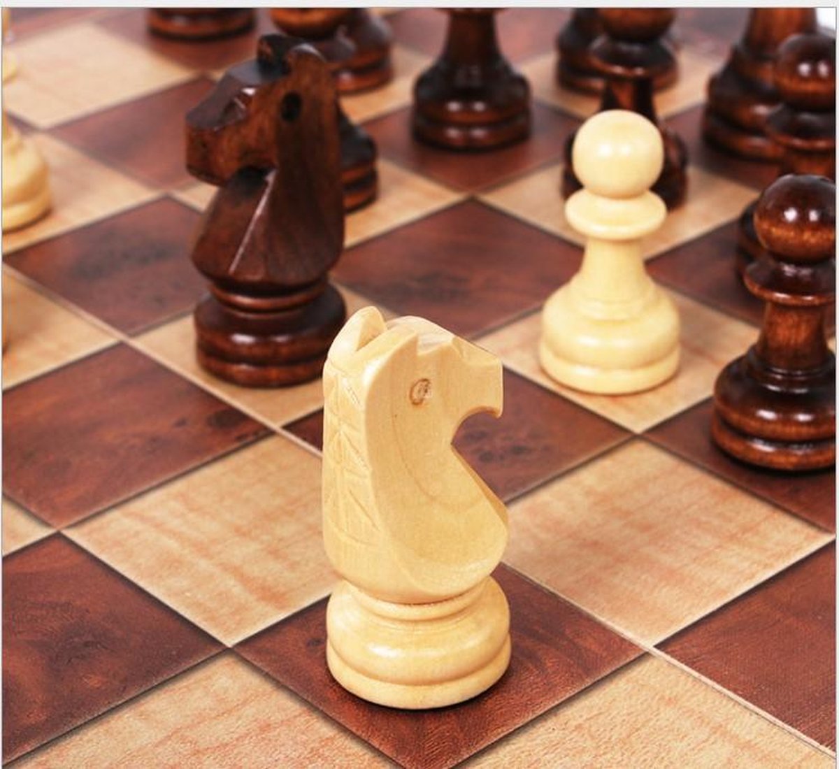 D'Échecs 3 en 1 avec Plateau de Dames en Bois Reversible | Activité de Stratégie Interactive pour Voyages, Maison, Fêtes, Studio ou École