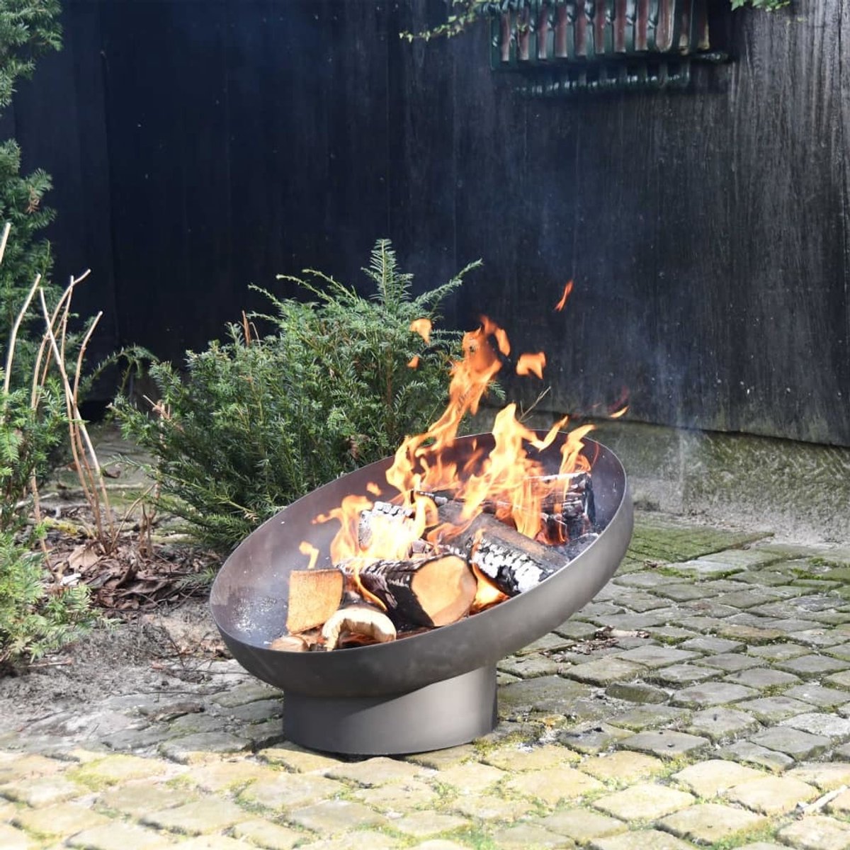 Esschert Design Vasque à feu inclinée - Acier - Noir