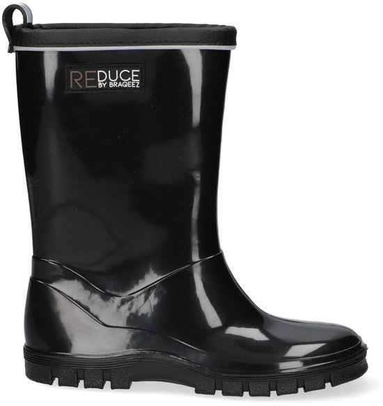 Botte de pluie noire en PVC avec un logo sur le côté et une boucle à l'arrière.