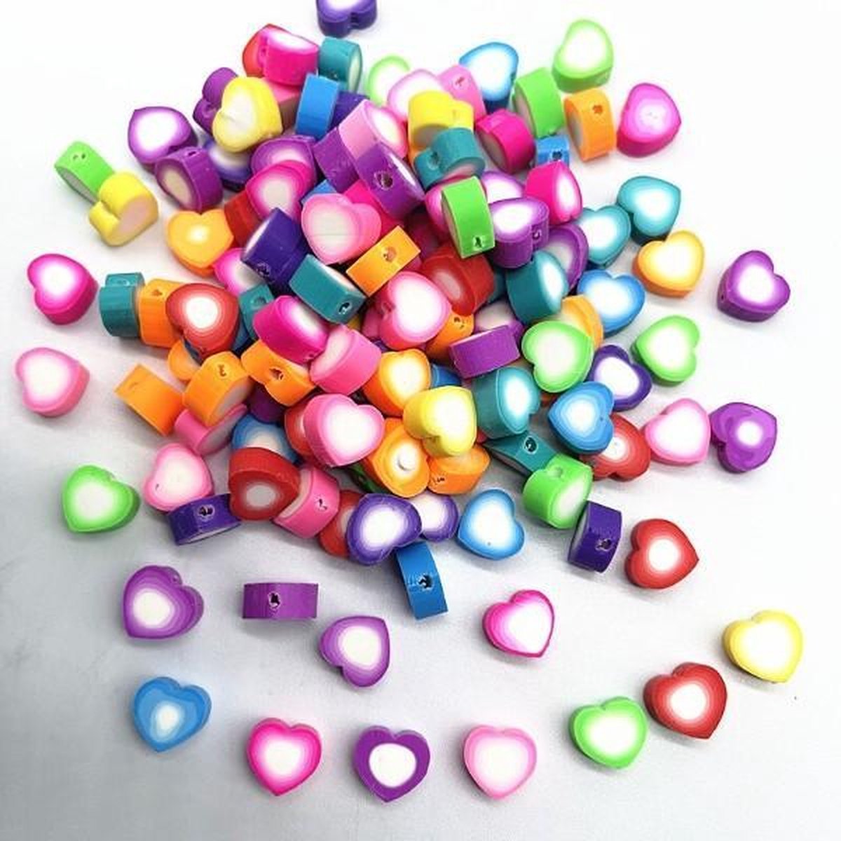 50 stuks Kralen Hartjes Wit - 1 cm - Figuurkralen - Kleikralen - Fimokralen - Polymeer Kralen — afbeelding 2