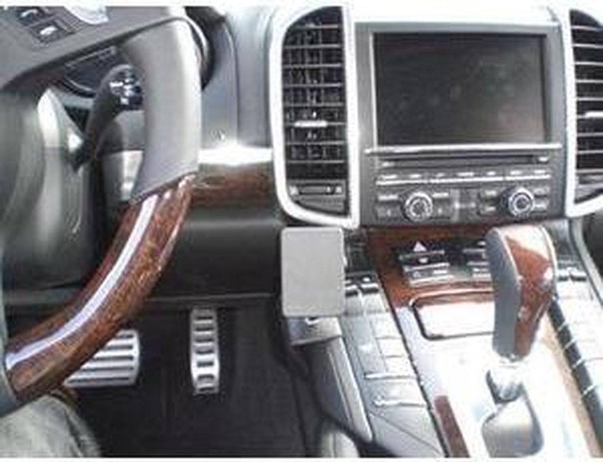 Brodit Center Mount voor de Porsche Cayenne 11