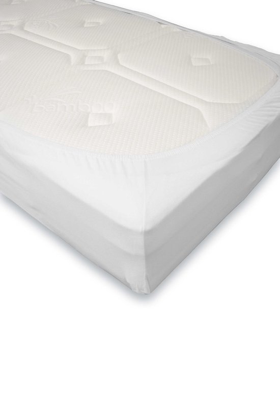 Wit jersey hoeslaken met bamboe textuur en 35cm hoge hoek.