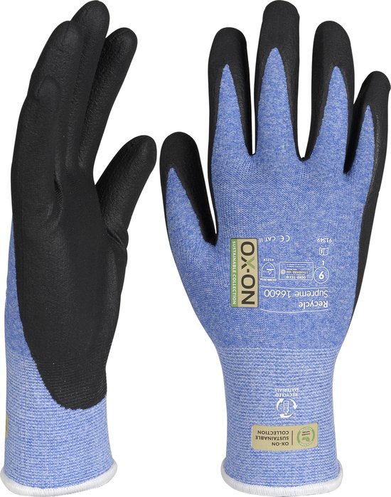 Twee blauwe handschoenen met zwarte vingers en handpalm, beide met de binnenzijde naar voren.