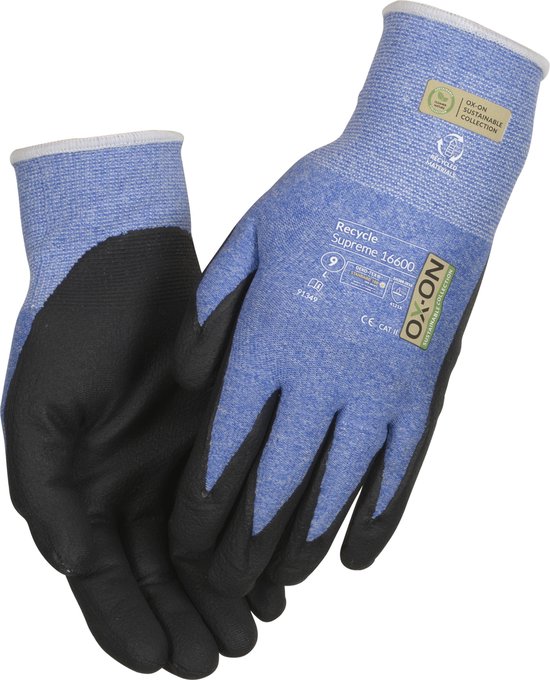 Blauwe handschoenen met zwarte coating en witte boord, met label 'Recycle Supreme 16600'.