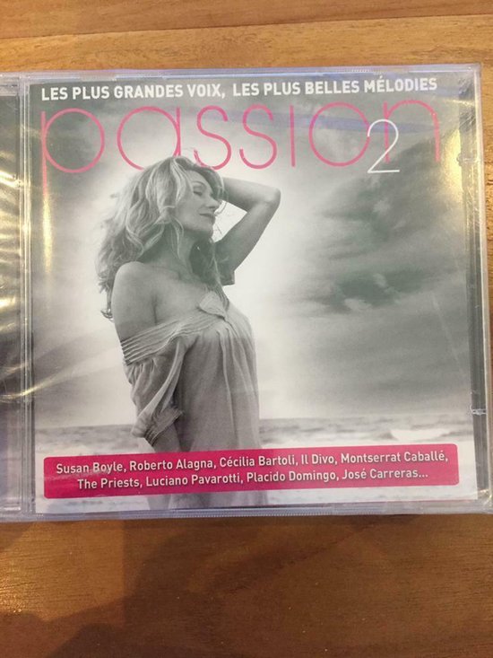 Cd hoes met een vrouw en tekst 'Passion 2'. Artiesten: Susan Boyle, Luciano Pavarotti, Placido Domingo.