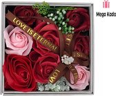 Mega Kado - luxe zeepdoos - zeeprozen - bloemen - rozen zeepjes rood - rozenbeer - moederdag - valentijnsdag - geschenk - cadeau