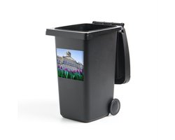 Container sticker De Dam - Tulpen groeien voor het paleis op de Dam - Amsterdam Klikosticker - 40x40 cm - kliko sticker - weerbestendige containersticker