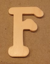 Sierlijke houten letters en cijfers van 5 cm hoog (bestellen vanaf 3 stuks ivm zerzenden).