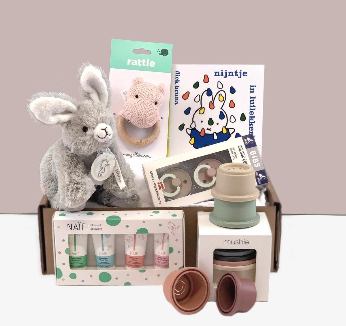 Goedkoopste Little Fox Baby Cadeaubox Kraampakket Geboortegeschenk Meisje - Groot