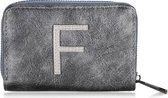 Mooie portemonnee - op de voorkant de letter F - met ritssluiting - voorzien van 7 vakjes - afmeting 13cm x 9 cm