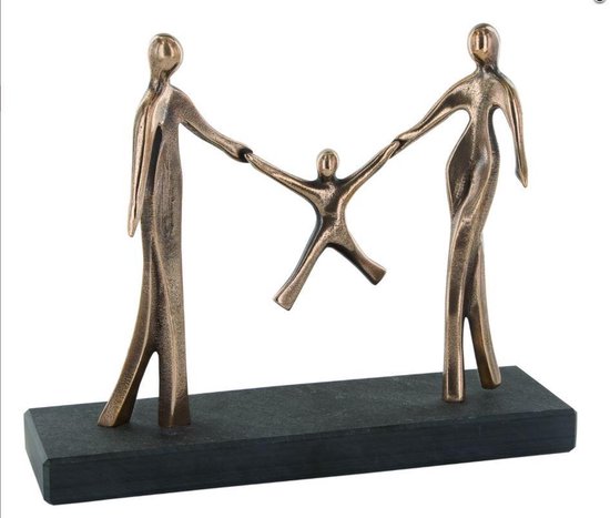 sculptuur gezinsgeluk - ouders speelt met kind -bronzen beeld - sokkel - ECHT BRONS - handwerk